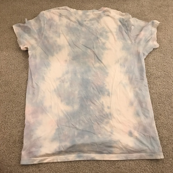 ***SOLD*** Tie Dye Guess T Shirt - Picture 4 of 4